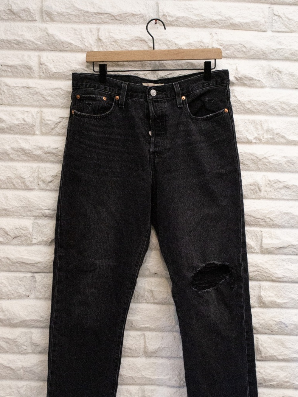 Levi's Wedgie Straight Womens Jeans Size 31x26 Black 100% cotton low stretch